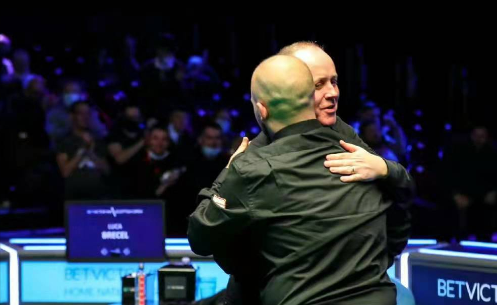 于C罗跑位 于C罗跑位