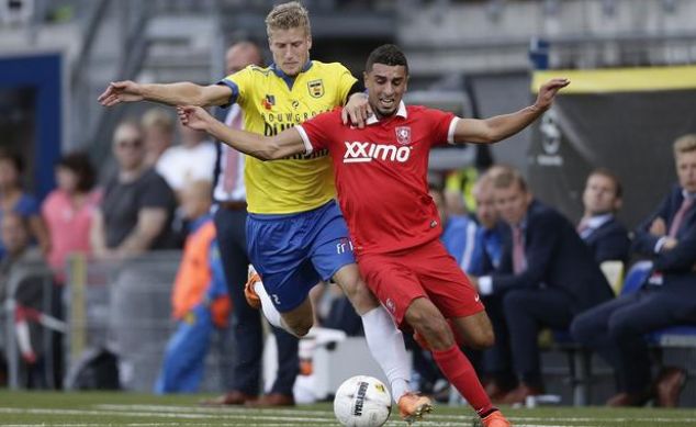 在攻防两端 在攻防两端