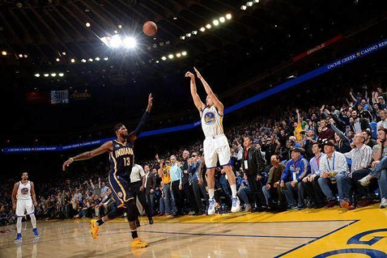 她在地区青 她在地区青